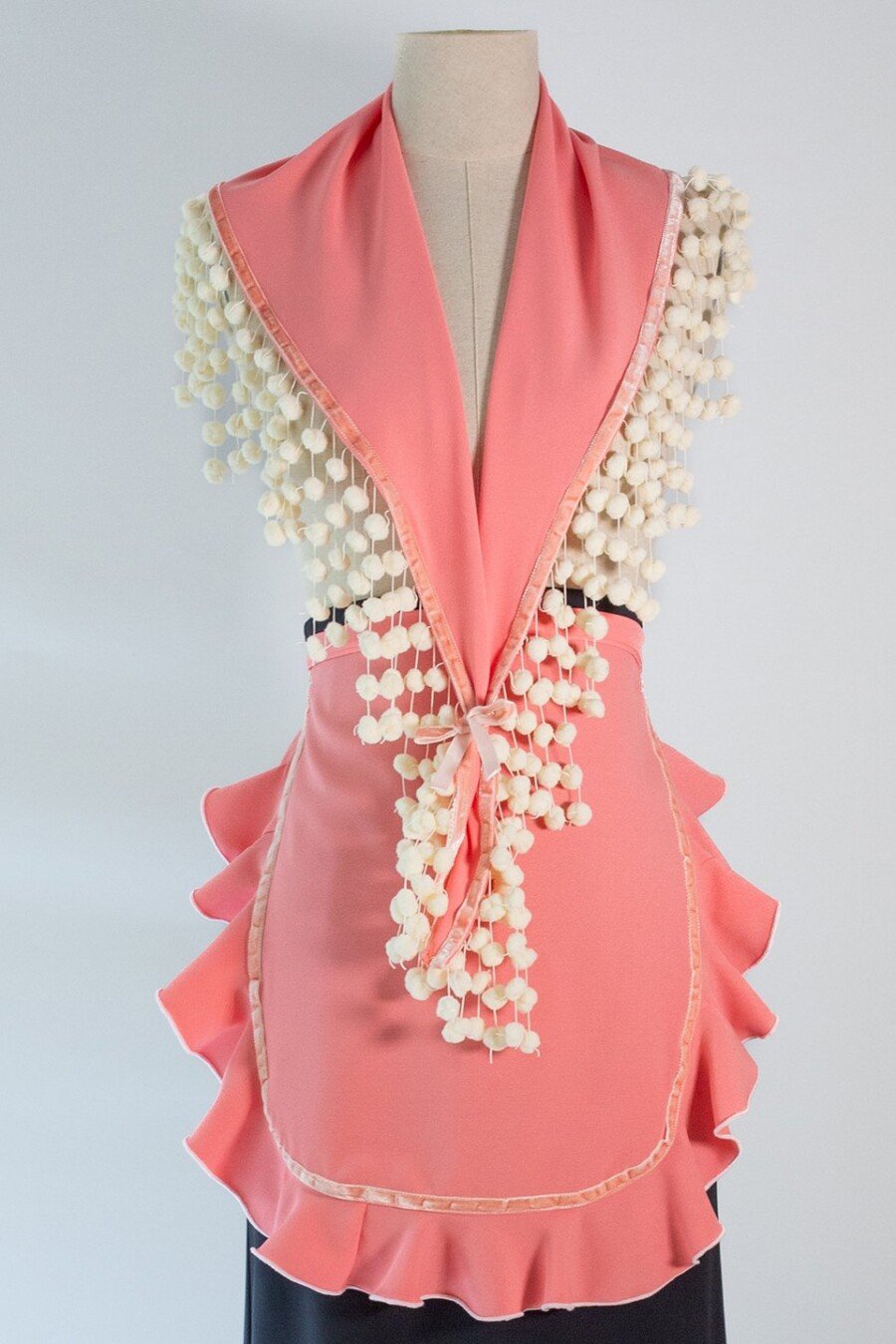 Conjunto de pico y delantal flamenco