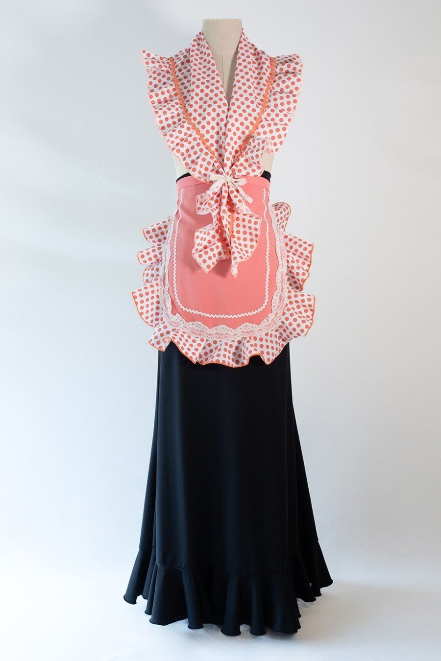 Conjunto de pico y delantal flamenco