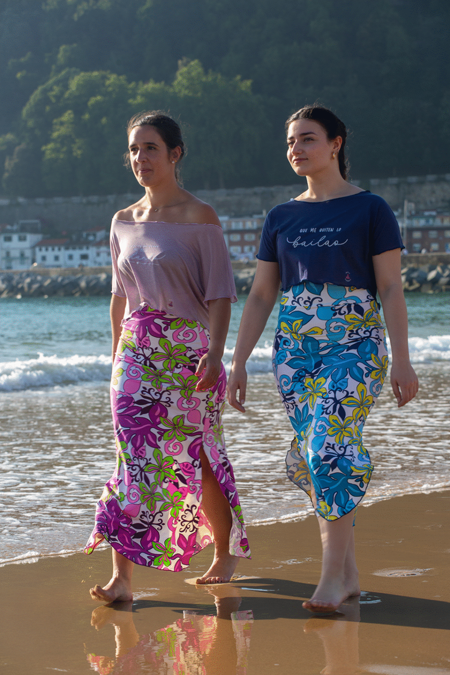 Falda de ensayo larga con aperturas