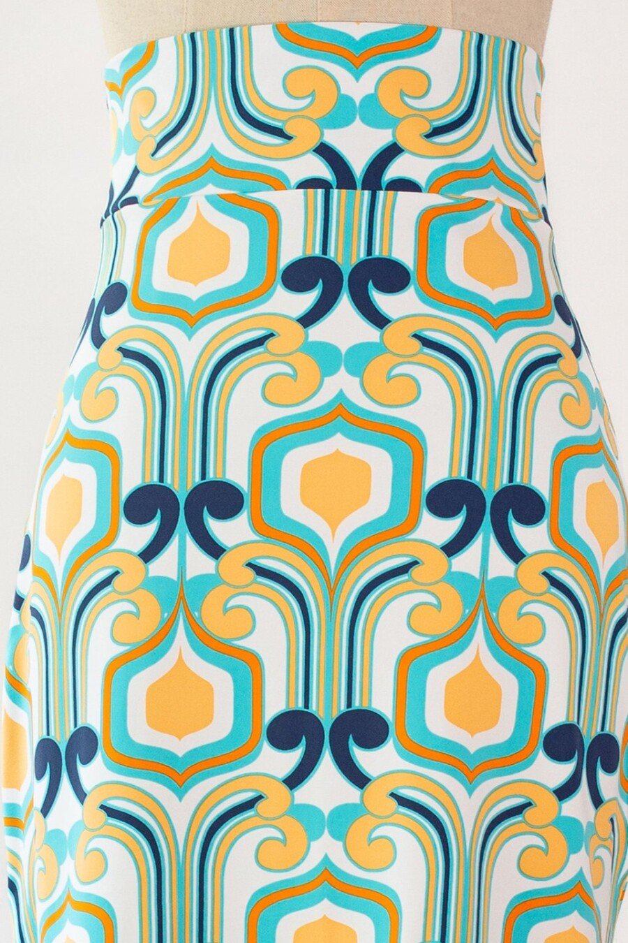 Falda de ensayo larga con aperturas