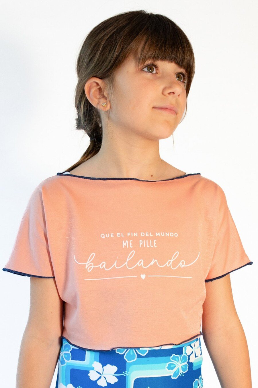 Camiseta corta de baile con mensaje