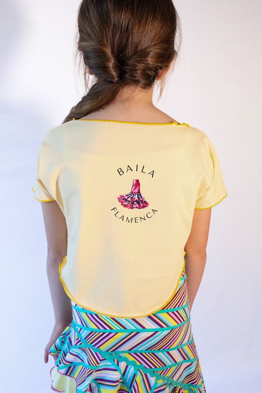 Camiseta corta para baile