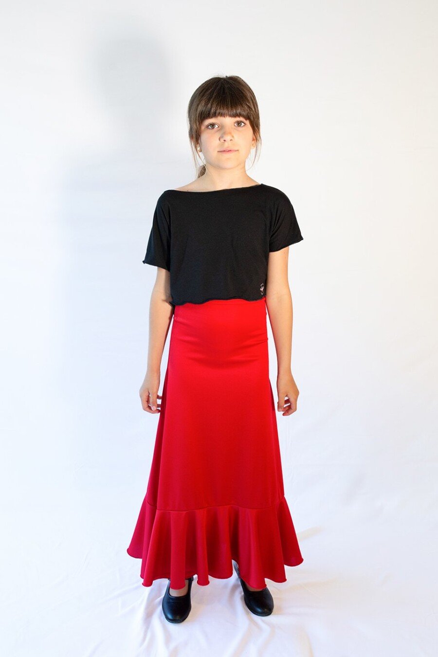 Falda de baile flamenco con vuelo, volante y cinturilla alta