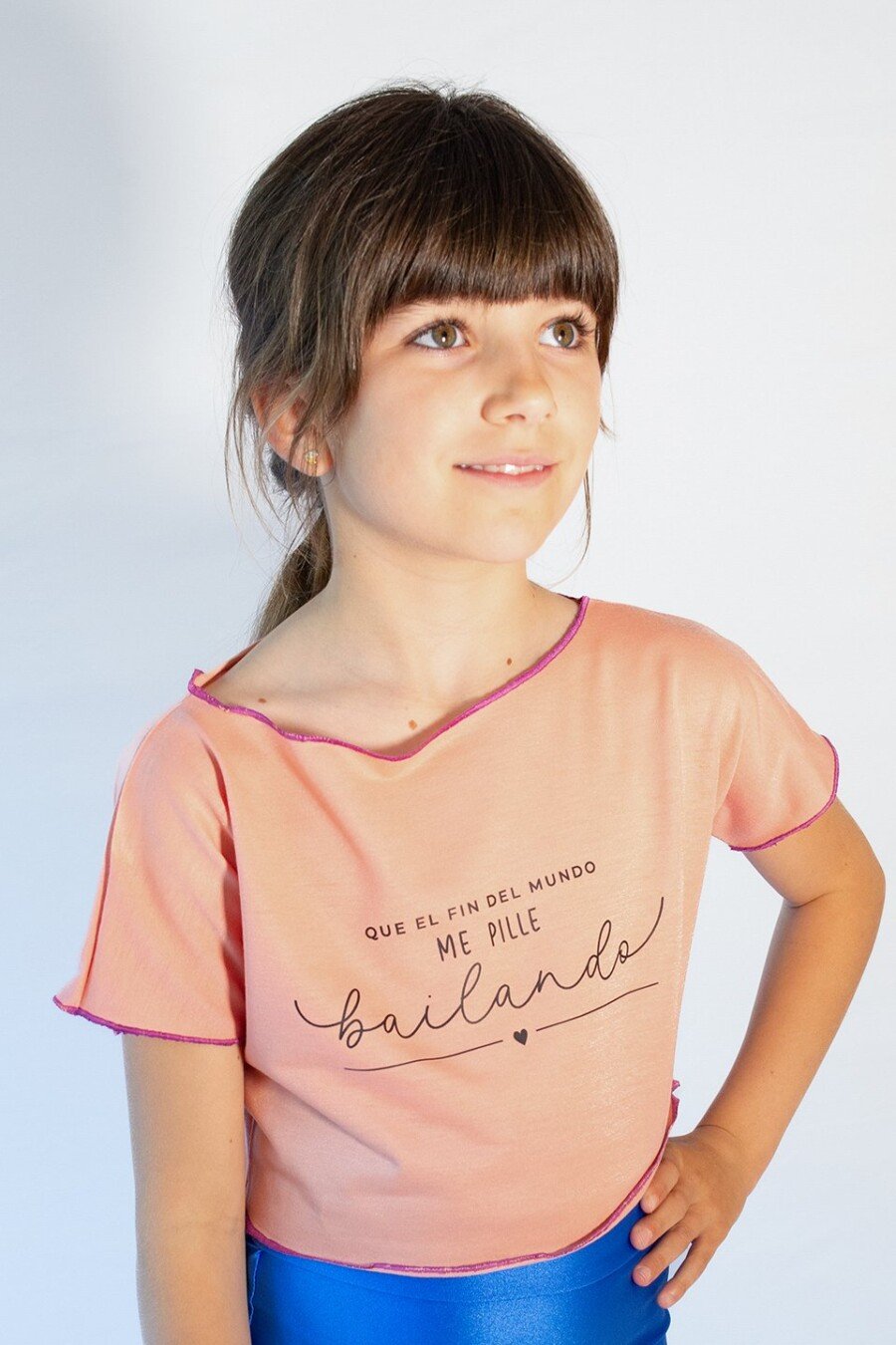 Camiseta corta de baile con mensaje