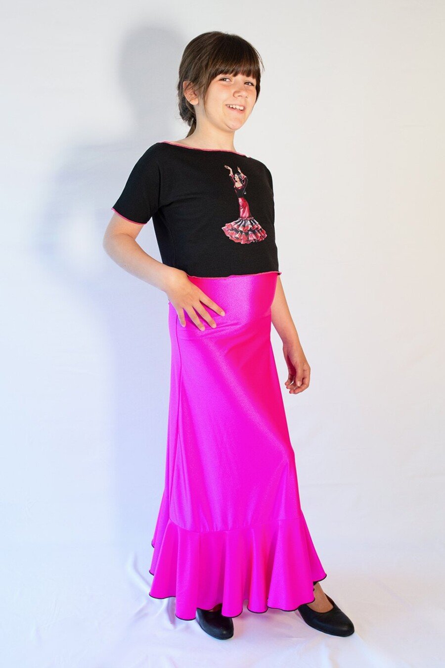 Falda de baile flamenco con vuelo, volante y cinturilla alta